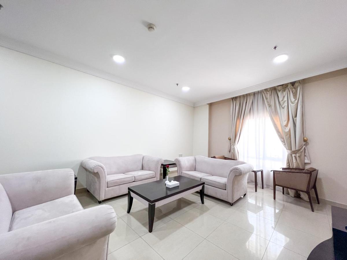 Amt Mena Aparthotel Doha Kültér fotó