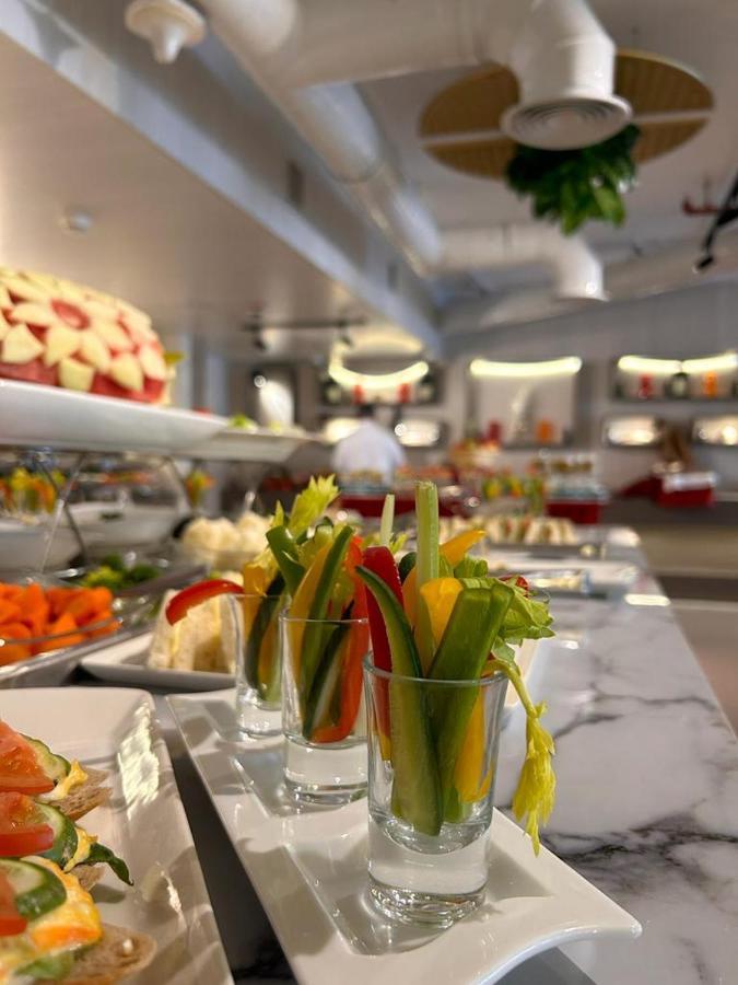 Amt Mena Aparthotel Doha Kültér fotó