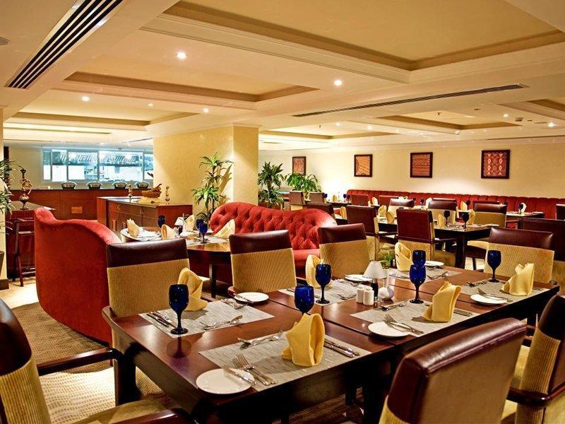 Amt Mena Aparthotel Doha Kültér fotó
