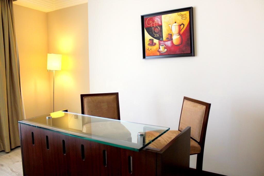 Amt Mena Aparthotel Doha Kültér fotó
